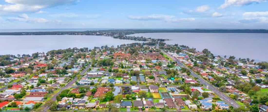 Gorokan-with-view-of-the-lake-CityCoast-Removals-Gorokan-Removalist